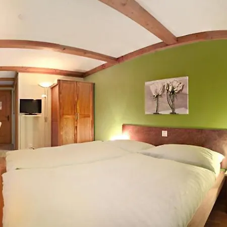 Hotel Hirschen Langnau im Emmental Exterior foto